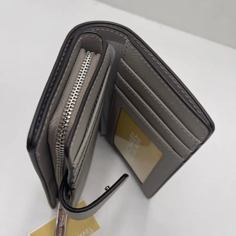 MICHAEL KORS Medium Saffiano Leather Bifold Zip CN Wallet Pearl Grey  NWT